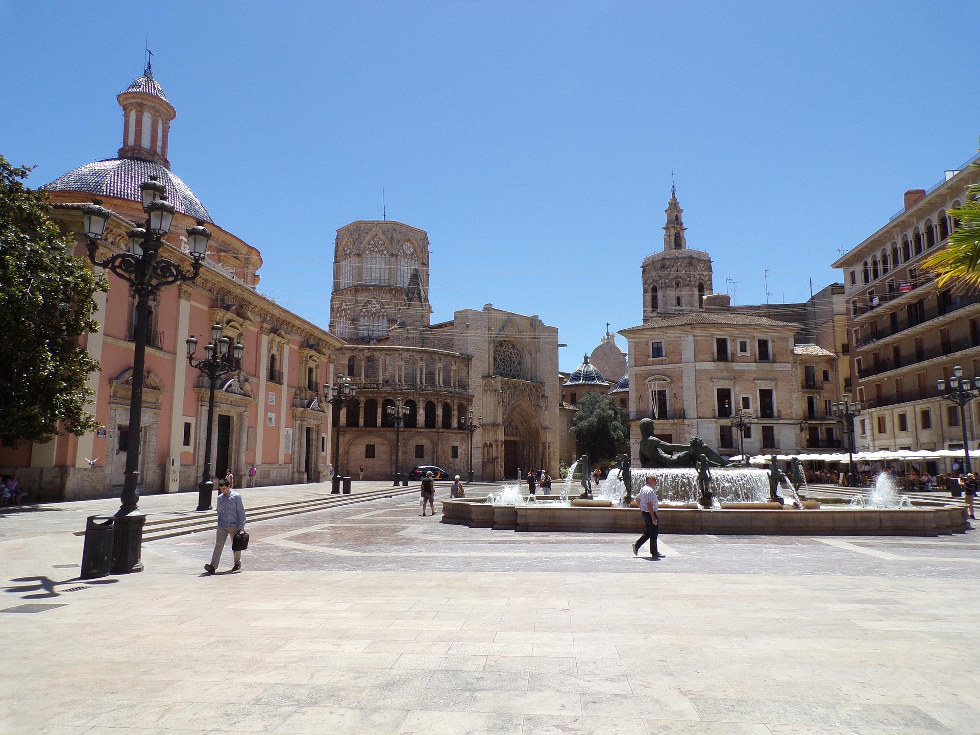 andreacastello spain 2452688 1920