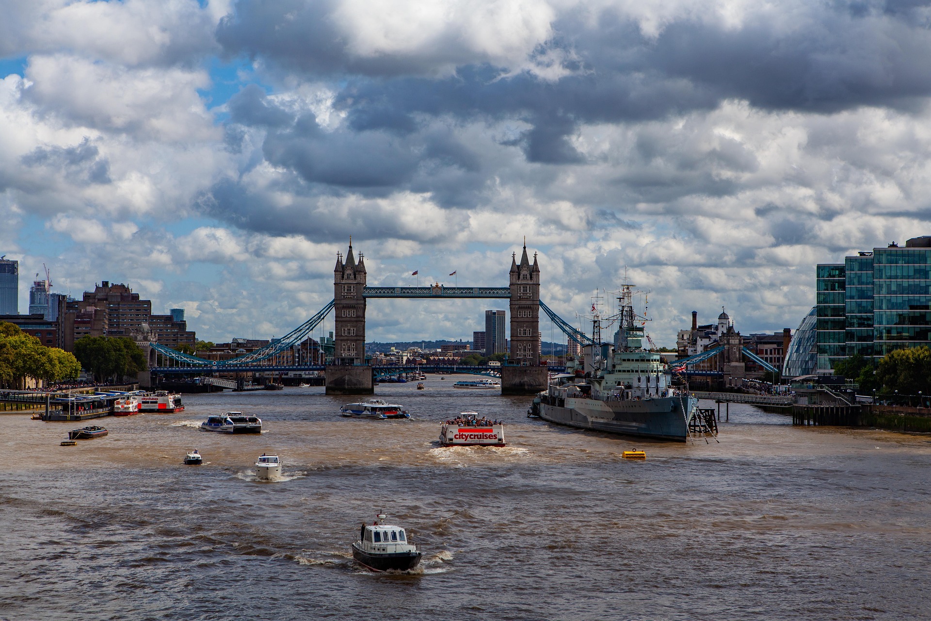 theotherkev tower bridge 4417555 1920