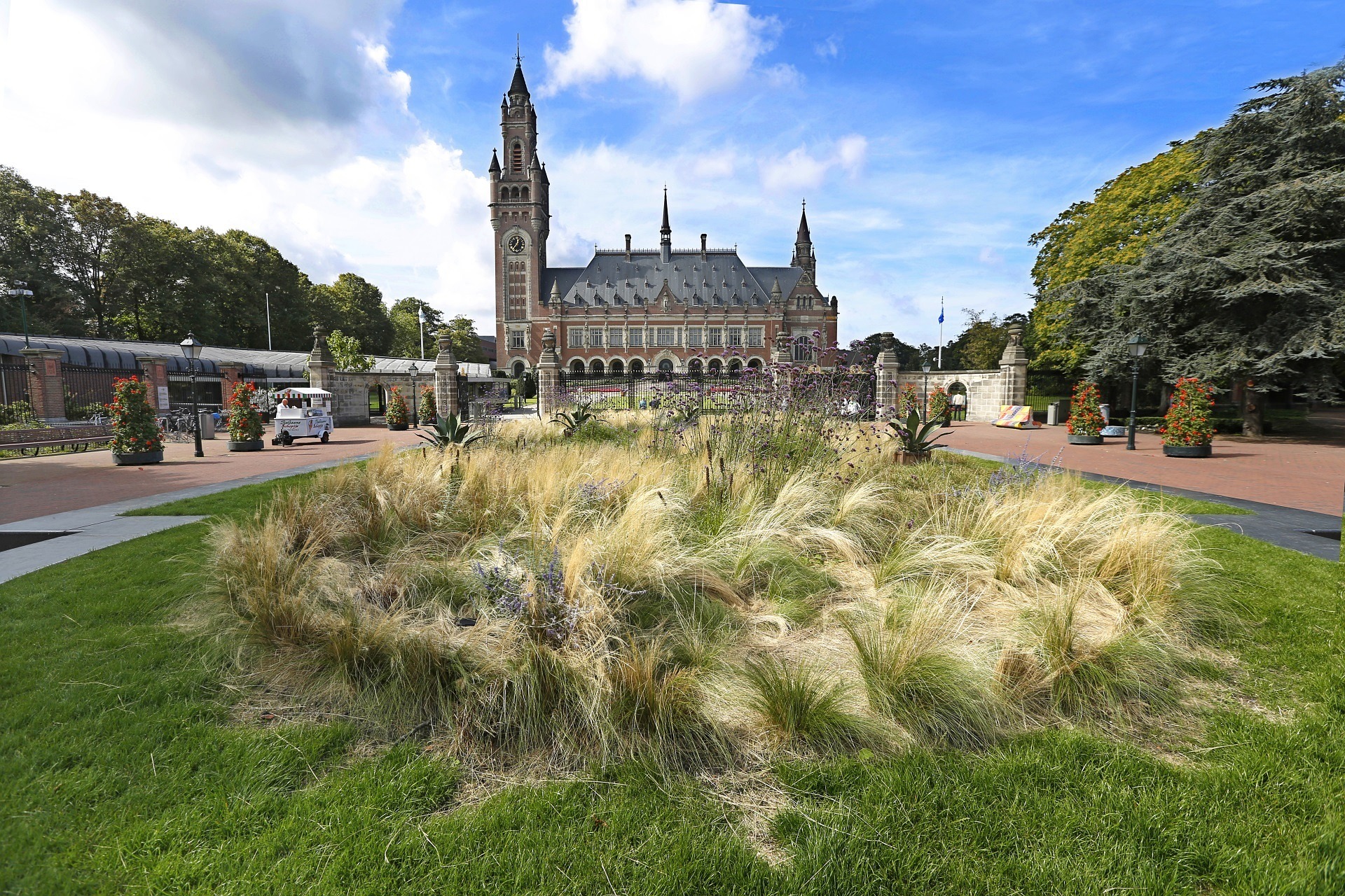 zerov12 netherlands 2382618 1920